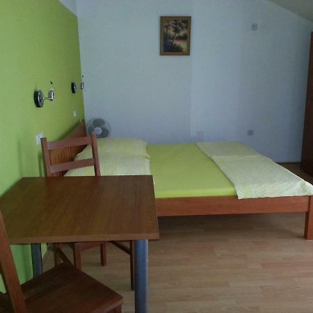 Villa Dora Биоград на Мору Екстериор снимка
