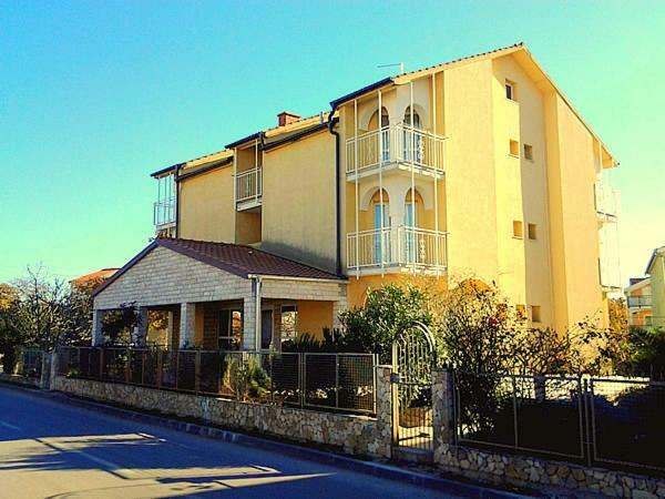 Villa Dora Биоград на Мору Екстериор снимка